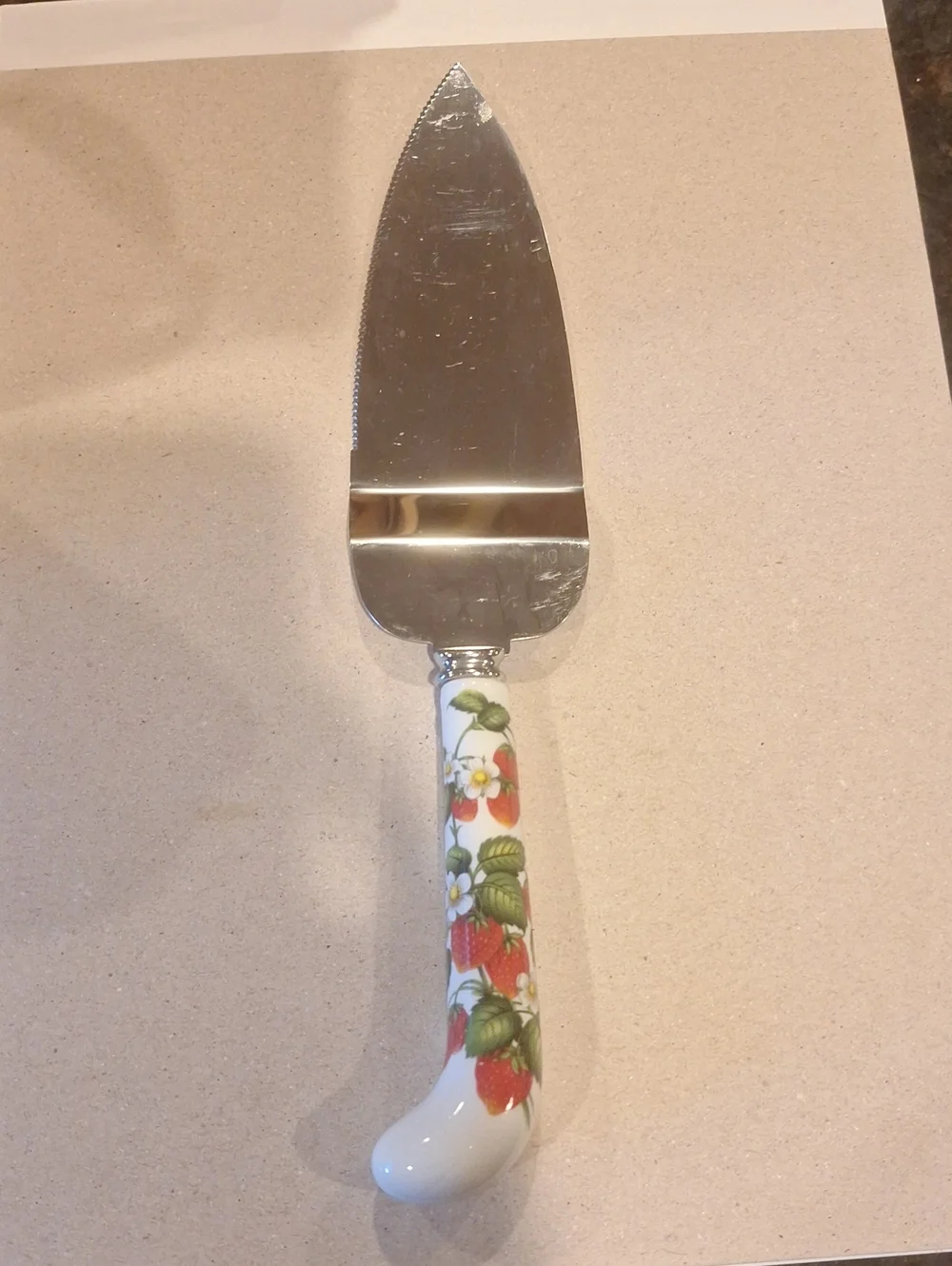 Vtg Ceramic-Handle Cake Server w/ Strawberry Floral Design - Made In Taiwan